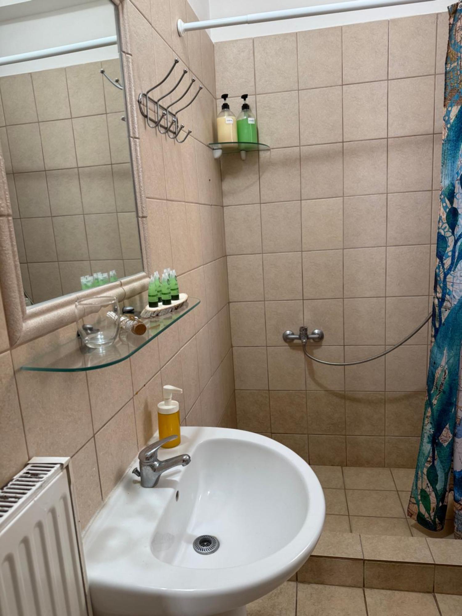 Ierapetra Suites & Studios Extérieur photo